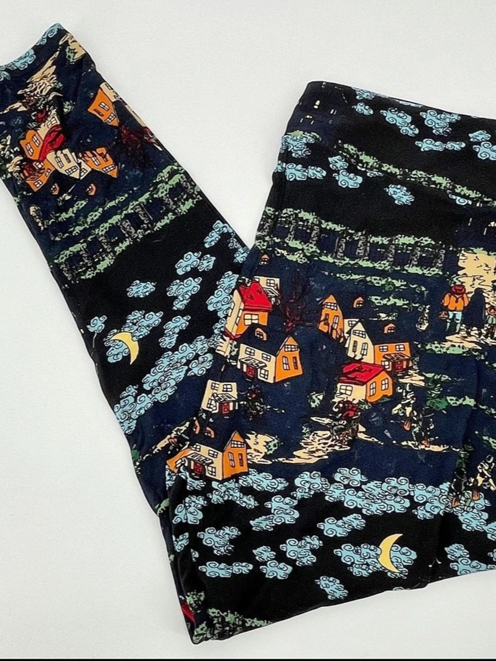 NWOT LuLaRoe T/C Halloween Haunted House Print Leggings Black & Blue